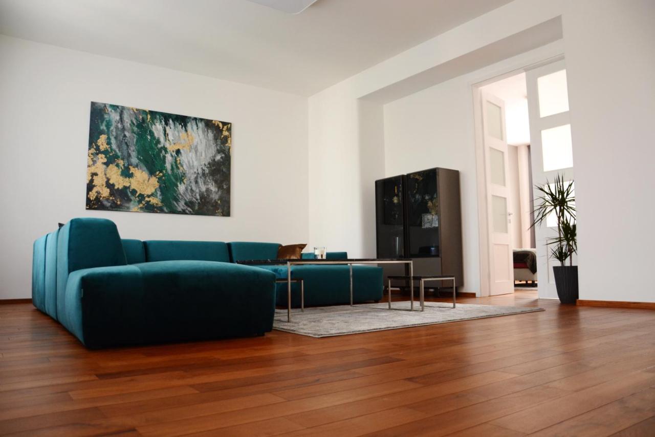 Premium Apartment Near Banska Bystrica Square With Two Big Bedrooms Eksteriør bilde