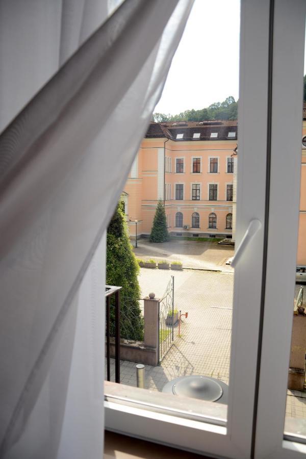 Premium Apartment Near Banska Bystrica Square With Two Big Bedrooms Eksteriør bilde
